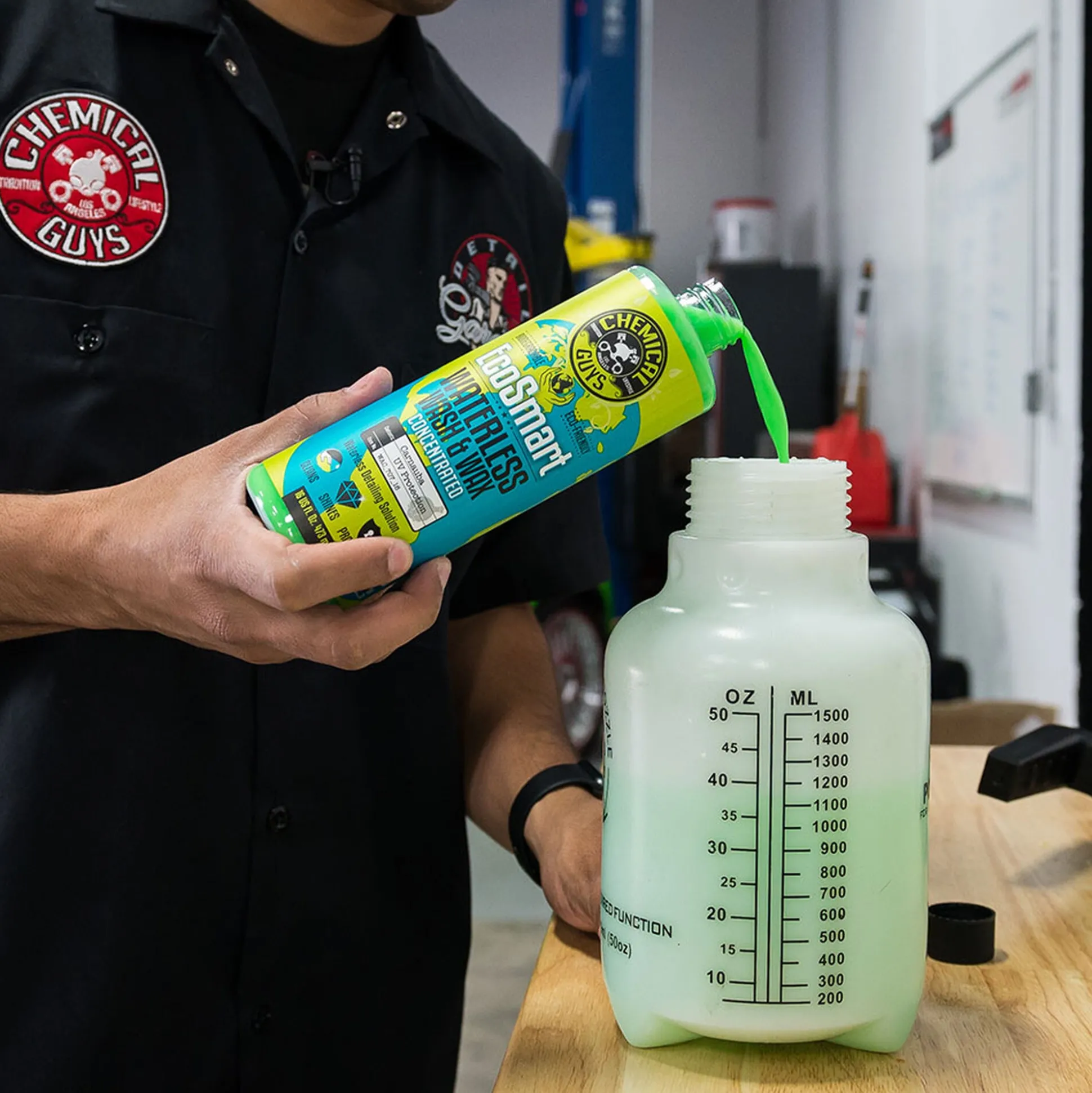 EcoSmart Waterless Car Wash & Wax Concentrate