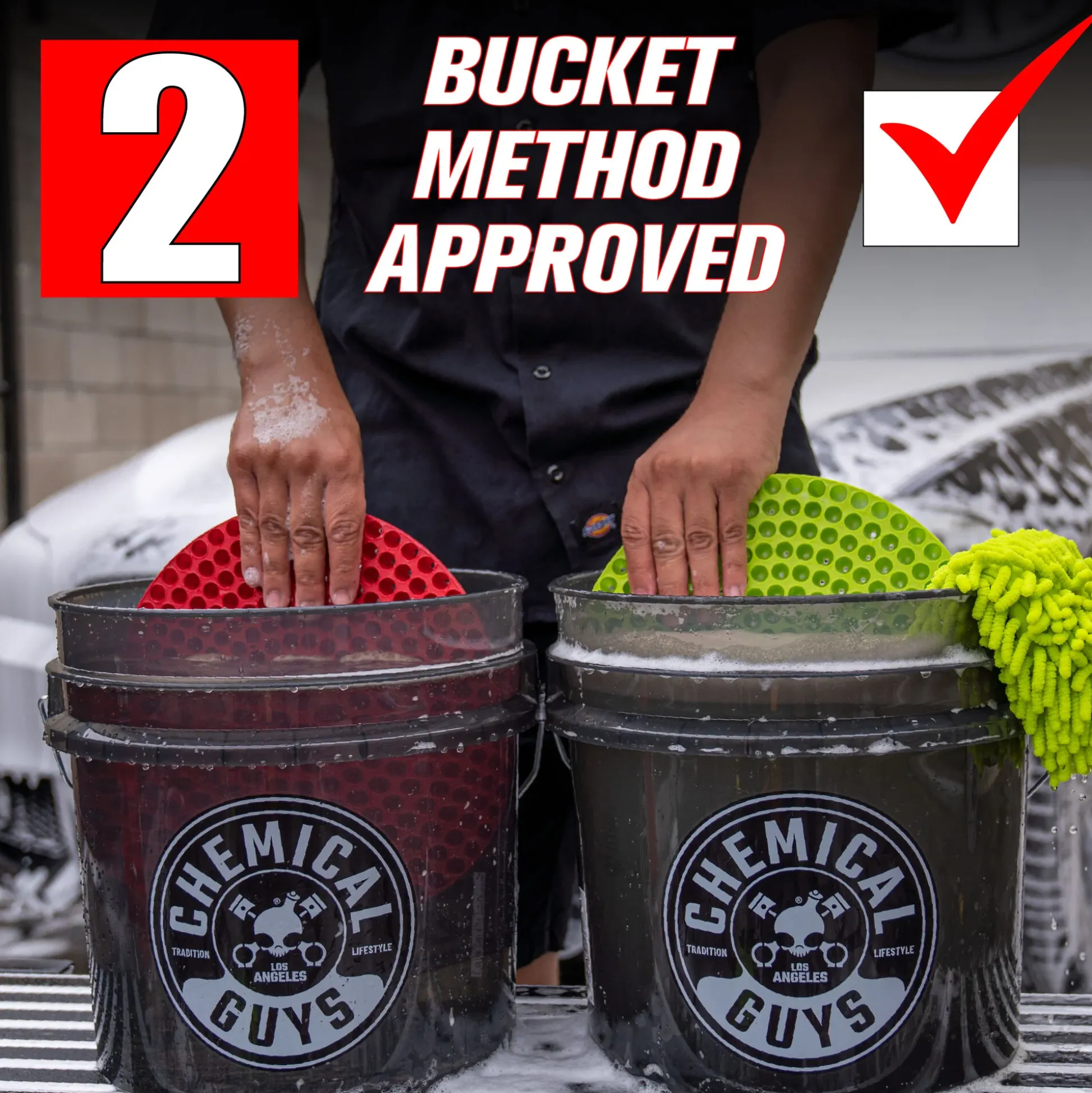 Heavy Duty Ultra Clear Detailing Bucket, 4.25 Gal, Smoked Obsidian Black