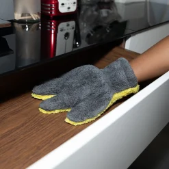 The Stranger Helpful Handy Mitt